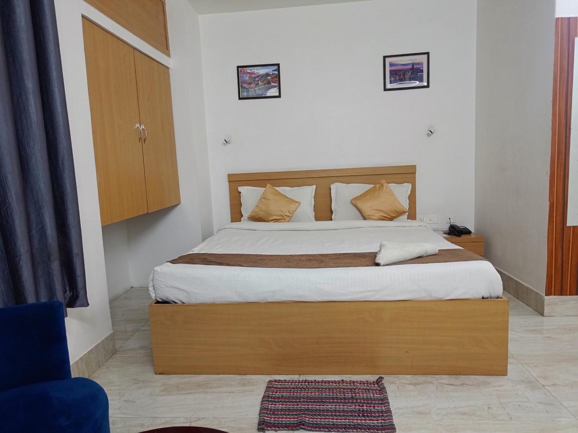 גווהטי Hotel Mirana מראה חיצוני תמונה