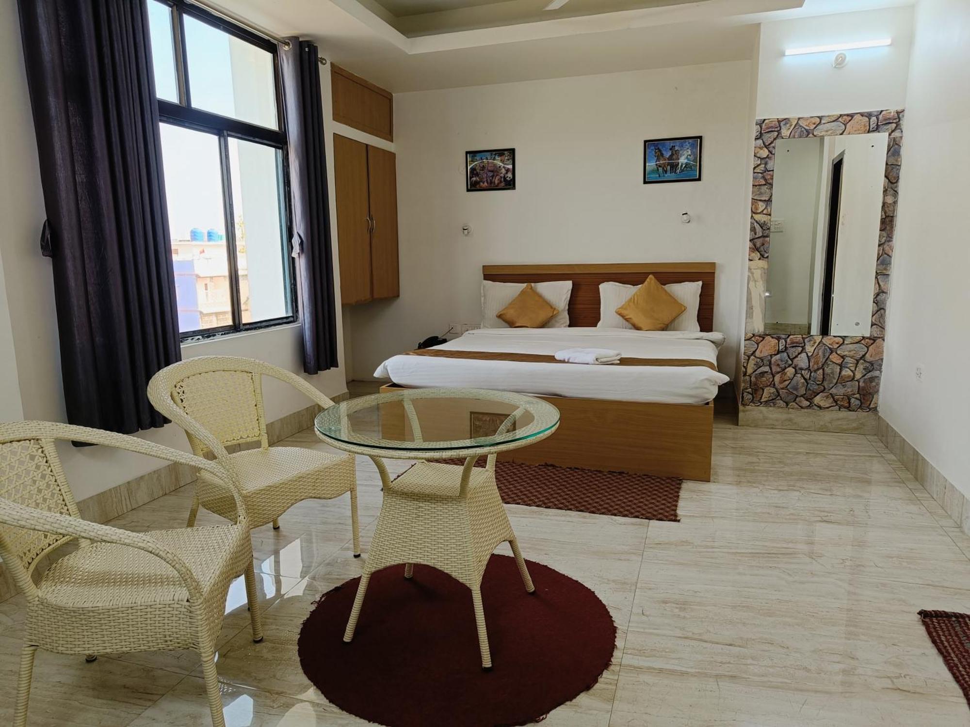 גווהטי Hotel Mirana מראה חיצוני תמונה